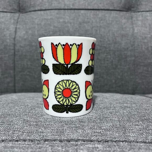 Vintage 1960s Otagiri Butterfly Flower Coffee Mug Porcelain Made Singapore‎ - Picture 2 of 7